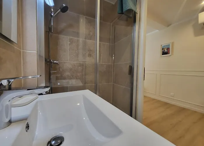 Les Haciendas - 5 Dans Le Viel Lägenhet Antibes