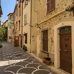 Les Haciendas - 5 Dans Le Viel Antibes